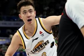 APP下载-关于风云突变广厦男篮关键时刻篮板制胜，CBA季后赛版图或变，悬念犹存，训练强度明显提升的信息-APP下载